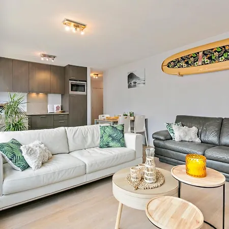 Charming For 4 Persons In Nearby The Beach *