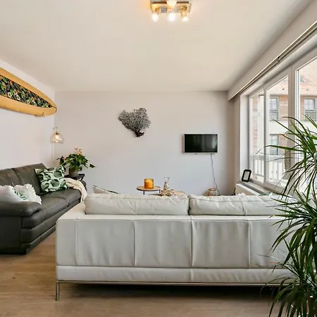 Apartment Charming For 4 Persons In Nearby The Beach
